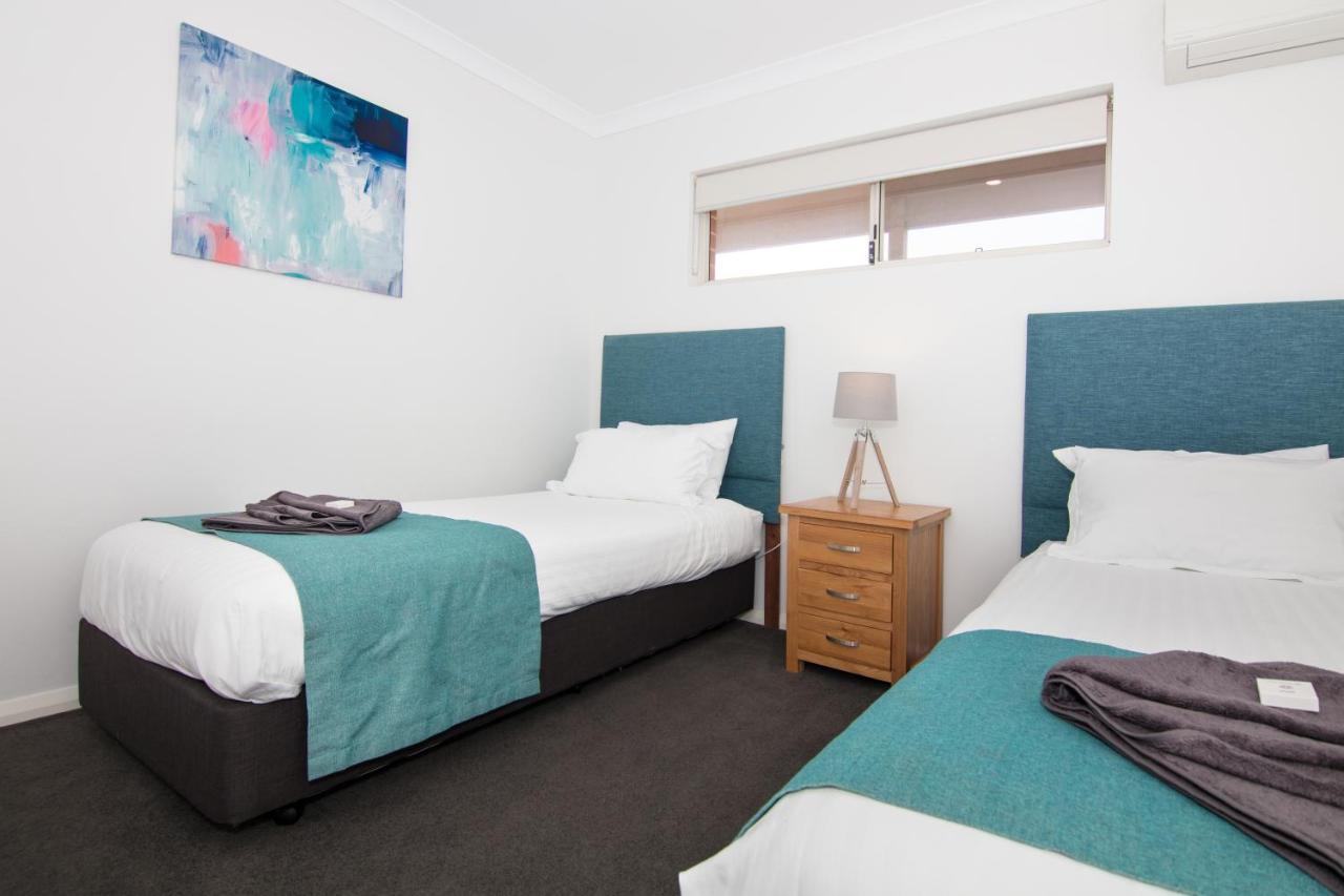 Jurien Bay Motel Apartments Exteriör bild