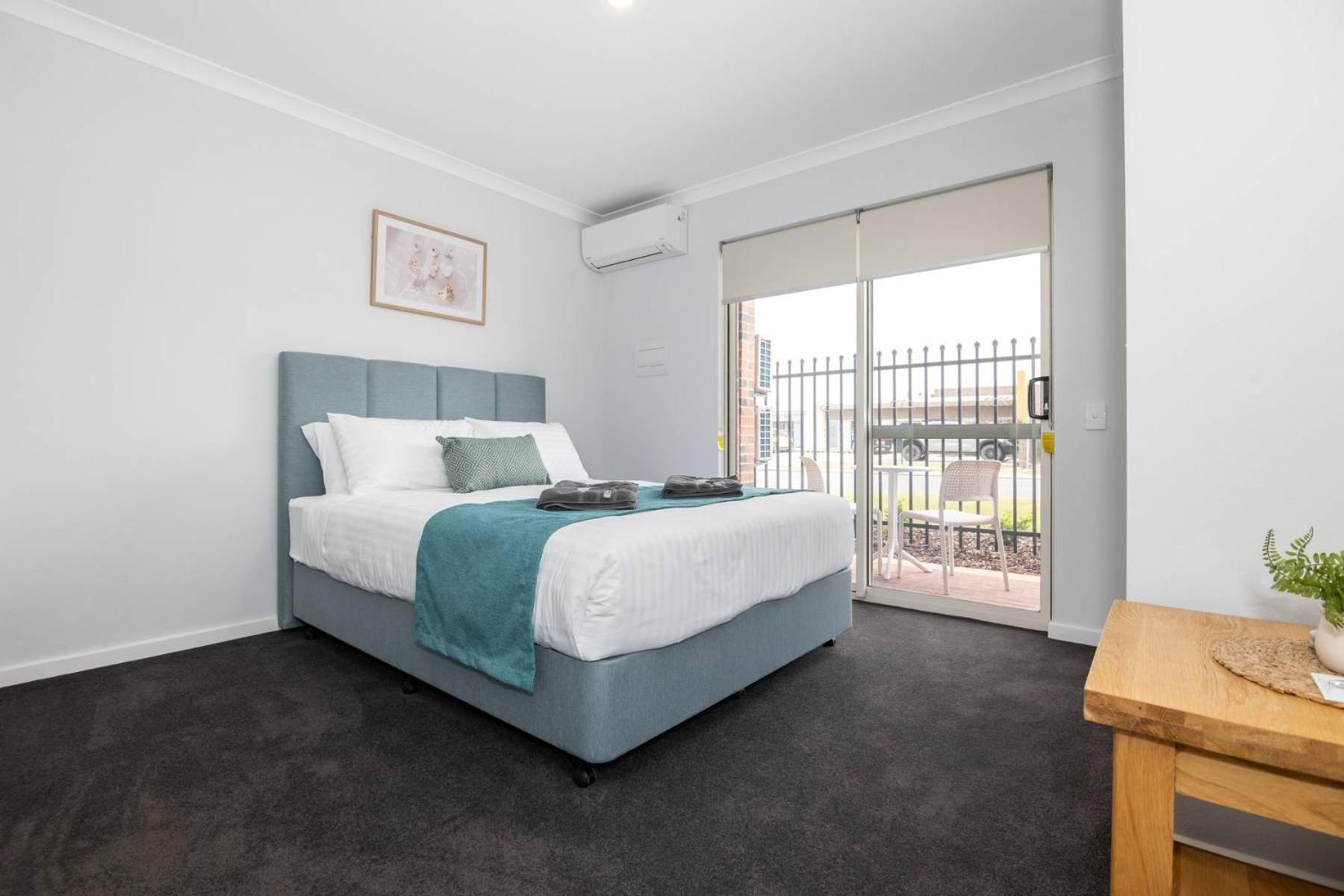 Jurien Bay Motel Apartments Exteriör bild